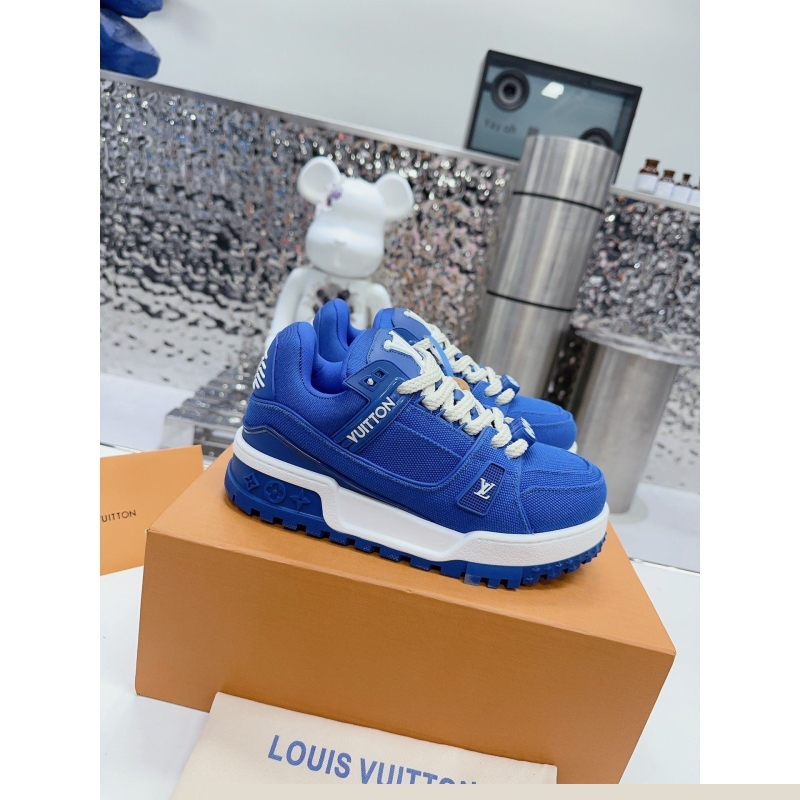 l**is V*t*n sneakers
